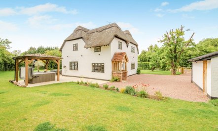 4 Bed in Radford