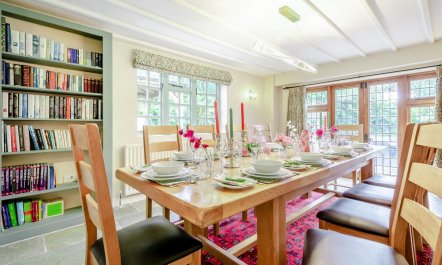 4 Bed in Radford 3