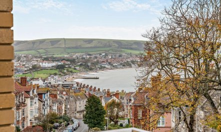 2 Bed in Swanage 1