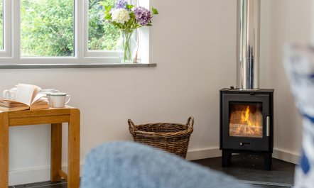 2 Bed in Keybridge 7