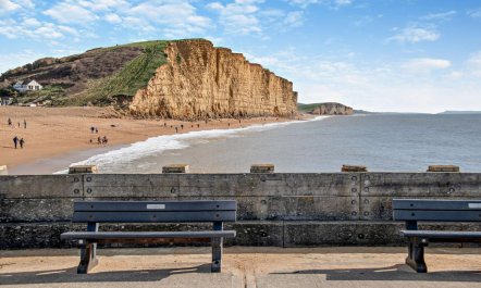 3 Bed in West Bay 2