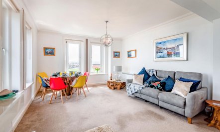 3 Bed in Whitby 9