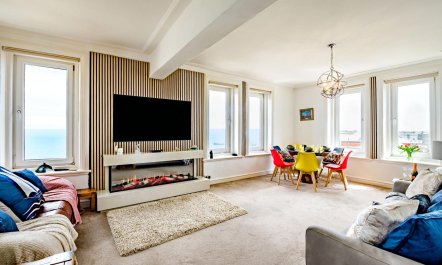 3 Bed in Whitby