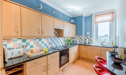 3 Bed in Whitby 1