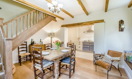 2 Bed in Beckhole 2