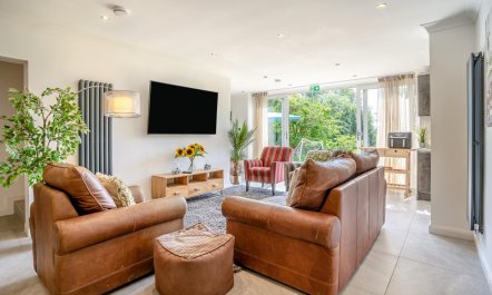 4 Bed in Maesteg 4
