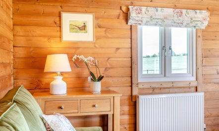 2 Bed in Hargrave 8