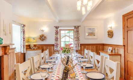 5 Bed in Hayle 2