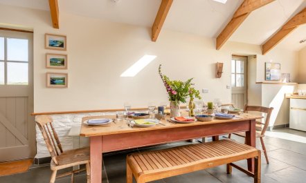 4 Bed in Lanteglos 9