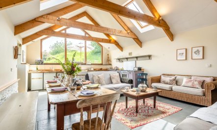 4 Bed in Lanteglos
