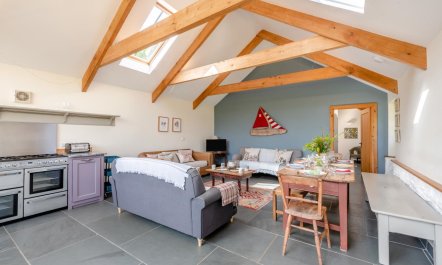 4 Bed in Lanteglos 3