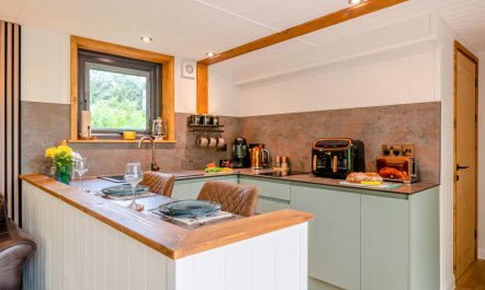 1 Bed in Gwehelog 6