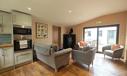3 Bed in Lambourn