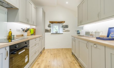4 Bed in Llanfihangel Y Pennant 7