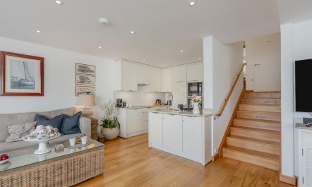 3 Bed in Falmouth 6