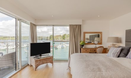 3 Bed in Falmouth 8