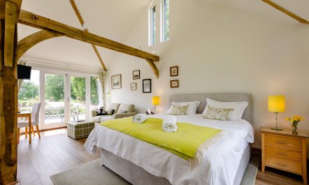 1 Bed in Piltdown 4