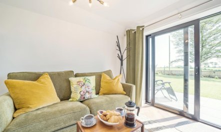 1 Bed in Stewarton 6