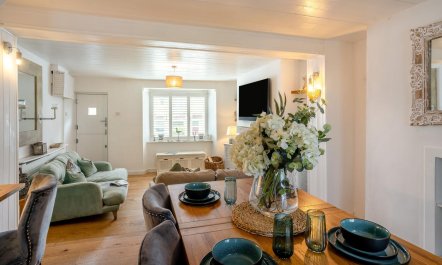 2 Bed in Mumbles 2