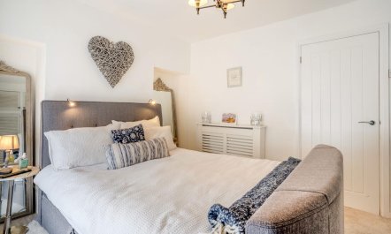 2 Bed in Mumbles 3