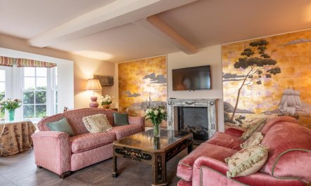 6 Bed in Beaumaris 2