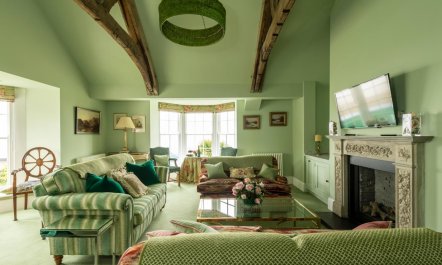 6 Bed in Beaumaris 4