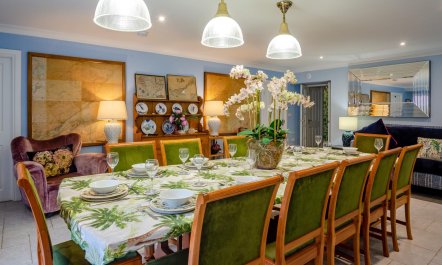 6 Bed in Beaumaris 9