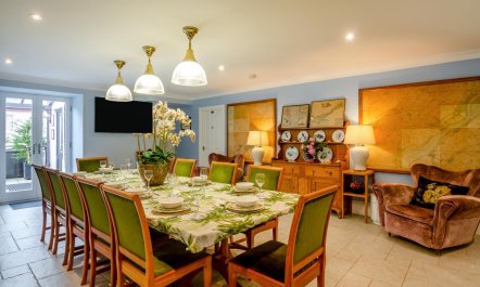 6 Bed in Beaumaris 5