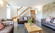6 Bed in Llansantffraid 9