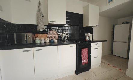 3 Bed in Brixham 2