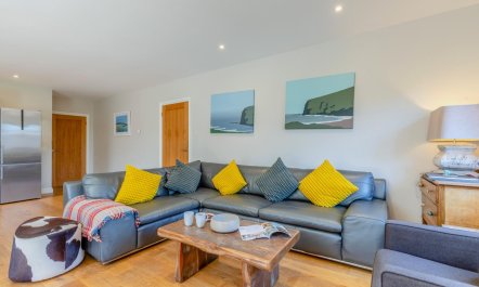 3 Bed in Widemouth Bay 3
