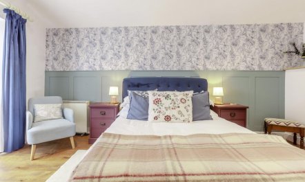 2 Bed in Montacute 3