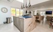 4 Bed in New Milton 1
