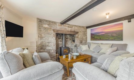 2 Bed in Llangynidr 7