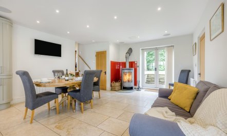 2 Bed in Woodchester 9