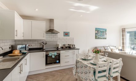 2 Bed in Millendreath 9