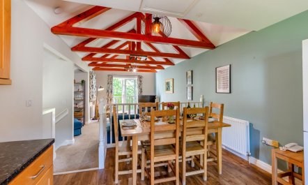 3 Bed in Berrier 6