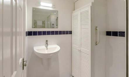 1 Bed in St. Ives 8