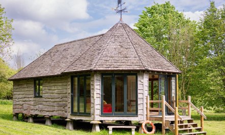 1 Bed in Lambourn 2