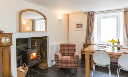 2 Bed in Strath 3