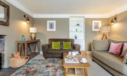 2 Bed in Strath 9