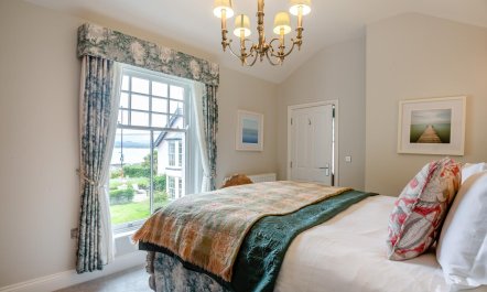 3 Bed in Beaumaris 3