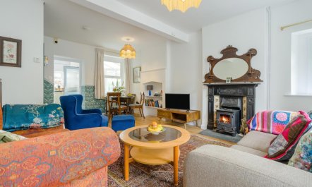 2 Bed in Hay-on-Wye 1