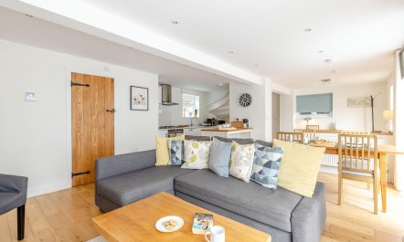 2 Bed in Croyde 2