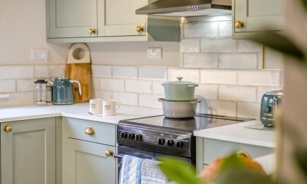 3 Bed in Newnham 8