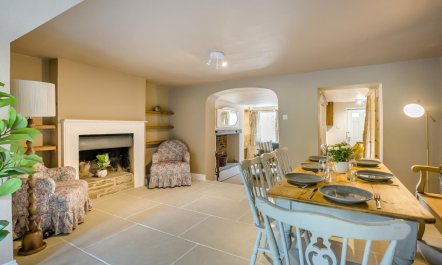 3 Bed in Newnham 3