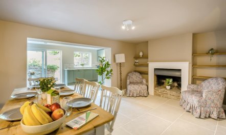 3 Bed in Newnham 5