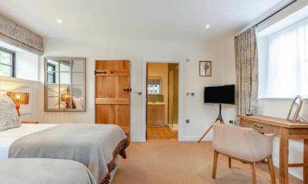 3 Bed in Sedgehill 2