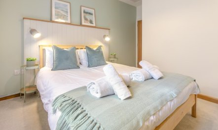 3 Bed in Falmouth 9