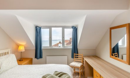 2 Bed in Weymouth 8